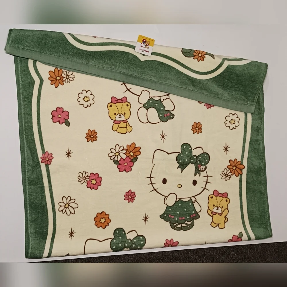 Hello kitty Sanrio bath towel